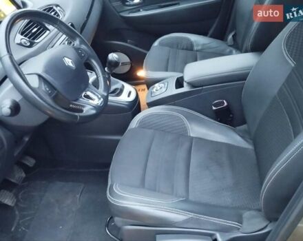 Серый Рено Гранд Сценик, объемом двигателя 1.5 л и пробегом 205 тыс. км за 10400 $, фото 12 на Automoto.ua