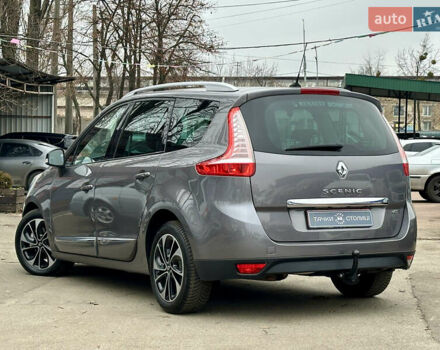 Серый Рено Гранд Сценик, объемом двигателя 0 л и пробегом 213 тыс. км за 10400 $, фото 2 на Automoto.ua