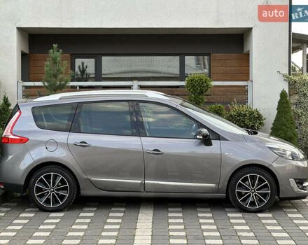 Серый Рено Гранд Сценик, объемом двигателя 1.6 л и пробегом 224 тыс. км за 10550 $, фото 2 на Automoto.ua