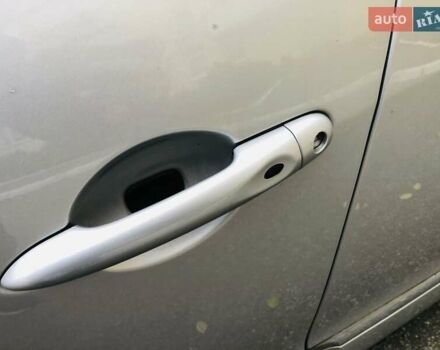 Серый Рено Гранд Сценик, объемом двигателя 1.6 л и пробегом 209 тыс. км за 9900 $, фото 23 на Automoto.ua