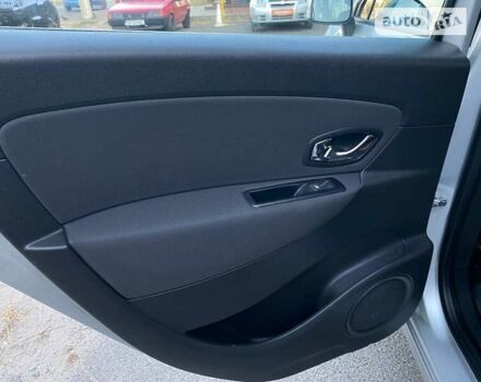 Серый Рено Гранд Сценик, объемом двигателя 1.5 л и пробегом 167 тыс. км за 10400 $, фото 21 на Automoto.ua