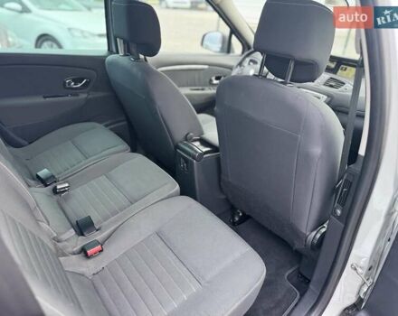 Сірий Рено Гранд Сценік, об'ємом двигуна 1.5 л та пробігом 268 тис. км за 10750 $, фото 24 на Automoto.ua