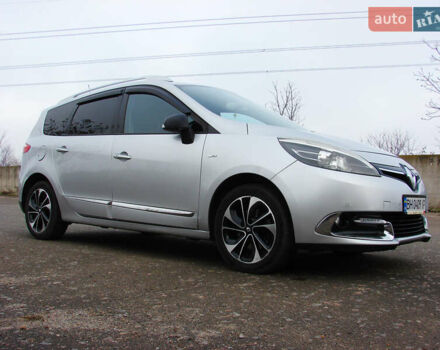 Серый Рено Гранд Сценик, объемом двигателя 1.5 л и пробегом 241 тыс. км за 10000 $, фото 8 на Automoto.ua