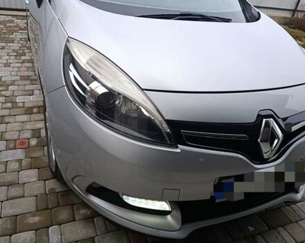 Сірий Рено Гранд Сценік, об'ємом двигуна 1.5 л та пробігом 234 тис. км за 10900 $, фото 10 на Automoto.ua