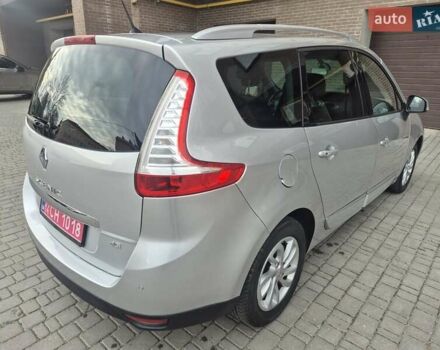 Сірий Рено Гранд Сценік, об'ємом двигуна 1.6 л та пробігом 274 тис. км за 9500 $, фото 8 на Automoto.ua