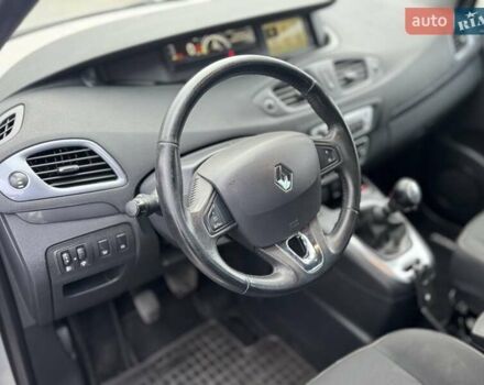 Сірий Рено Гранд Сценік, об'ємом двигуна 1.5 л та пробігом 268 тис. км за 10750 $, фото 28 на Automoto.ua