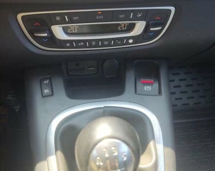 Серый Рено Гранд Сценик, объемом двигателя 1.5 л и пробегом 188 тыс. км за 11400 $, фото 22 на Automoto.ua