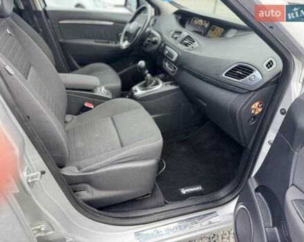 Сірий Рено Гранд Сценік, об'ємом двигуна 1.5 л та пробігом 268 тис. км за 10750 $, фото 18 на Automoto.ua