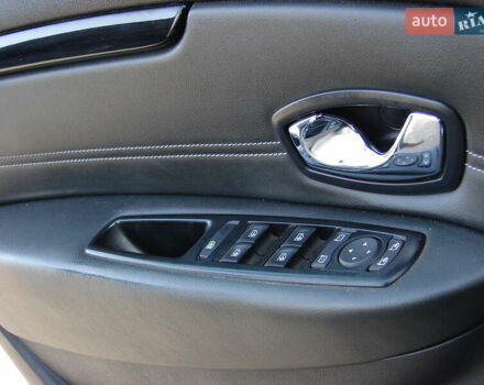 Серый Рено Гранд Сценик, объемом двигателя 1.5 л и пробегом 241 тыс. км за 10000 $, фото 13 на Automoto.ua