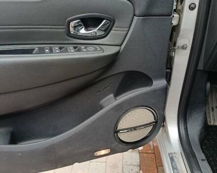 Серый Рено Гранд Сценик, объемом двигателя 1.46 л и пробегом 155 тыс. км за 10200 $, фото 10 на Automoto.ua