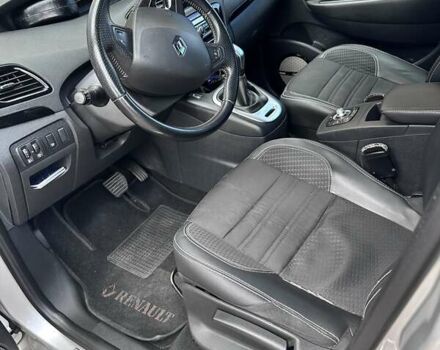 Серый Рено Гранд Сценик, объемом двигателя 1.5 л и пробегом 206 тыс. км за 12700 $, фото 13 на Automoto.ua