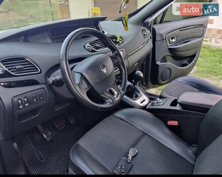 Сірий Рено Гранд Сценік, об'ємом двигуна 1.6 л та пробігом 206 тис. км за 11500 $, фото 7 на Automoto.ua