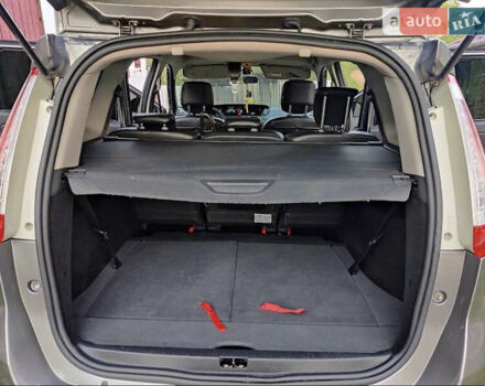 Сірий Рено Гранд Сценік, об'ємом двигуна 1.6 л та пробігом 206 тис. км за 11500 $, фото 9 на Automoto.ua