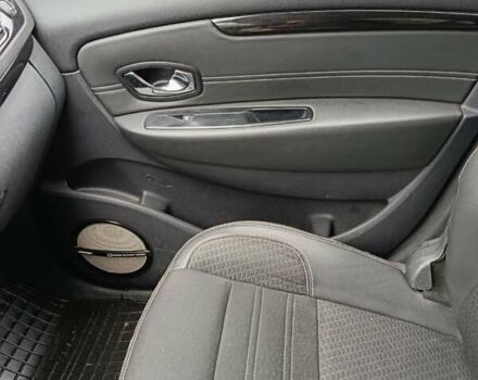 Серый Рено Гранд Сценик, объемом двигателя 1.46 л и пробегом 155 тыс. км за 10200 $, фото 9 на Automoto.ua