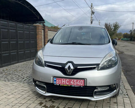 Рено Гранд Сценик 2015 в Вольногорске на Automoto.ua Серый Рено Гранд Сценик, объемом двигателя 1.5 л и пробегом 307 тыс. км за 11499 $, фото 4 на Automoto.ua