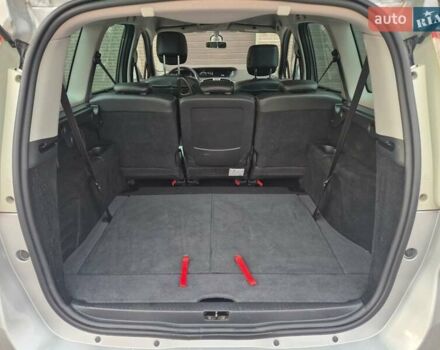 Сірий Рено Гранд Сценік, об'ємом двигуна 1.6 л та пробігом 274 тис. км за 9500 $, фото 22 на Automoto.ua