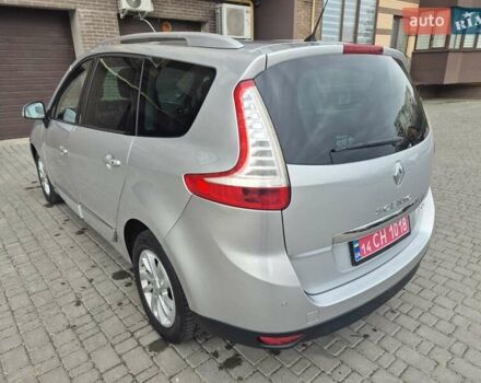 Сірий Рено Гранд Сценік, об'ємом двигуна 1.6 л та пробігом 274 тис. км за 9500 $, фото 10 на Automoto.ua