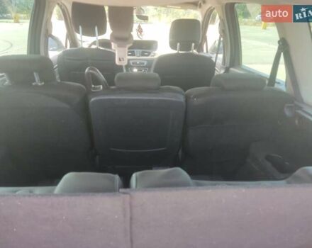 Серый Рено Гранд Сценик, объемом двигателя 1.5 л и пробегом 188 тыс. км за 11400 $, фото 19 на Automoto.ua