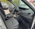 Серый Рено Гранд Сценик, объемом двигателя 1.5 л и пробегом 208 тыс. км за 9350 $, фото 56 на Automoto.ua