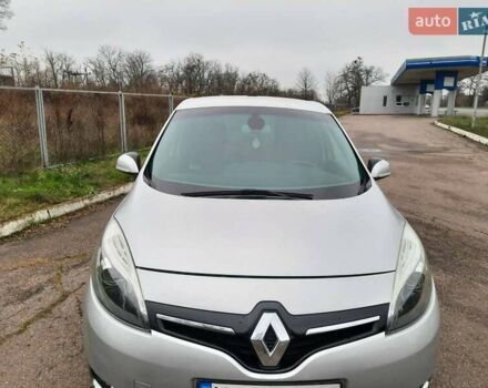 Сірий Рено Гранд Сценік, об'ємом двигуна 1.6 л та пробігом 201 тис. км за 8750 $, фото 6 на Automoto.ua
