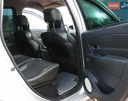 Серый Рено Гранд Сценик, объемом двигателя 1.5 л и пробегом 241 тыс. км за 10000 $, фото 19 на Automoto.ua