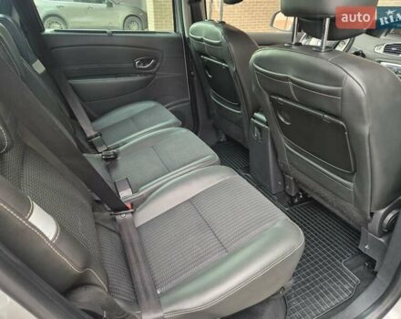 Сірий Рено Гранд Сценік, об'ємом двигуна 1.6 л та пробігом 274 тис. км за 9500 $, фото 21 на Automoto.ua