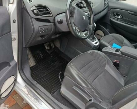 Серый Рено Гранд Сценик, объемом двигателя 1.46 л и пробегом 155 тыс. км за 10200 $, фото 12 на Automoto.ua