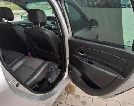 Серый Рено Гранд Сценик, объемом двигателя 1.6 л и пробегом 200 тыс. км за 8950 $, фото 12 на Automoto.ua