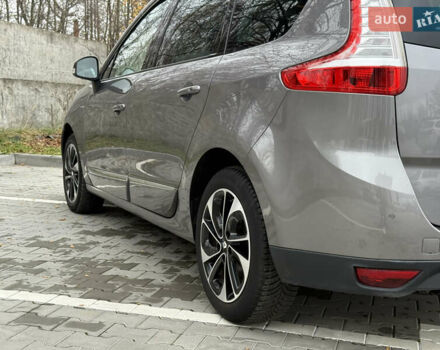 Сірий Рено Гранд Сценік, об'ємом двигуна 1.6 л та пробігом 234 тис. км за 10800 $, фото 25 на Automoto.ua