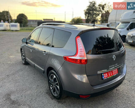 Серый Рено Гранд Сценик, объемом двигателя 1.6 л и пробегом 206 тыс. км за 10777 $, фото 8 на Automoto.ua