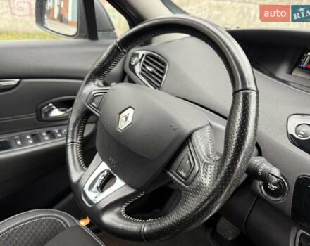 Сірий Рено Гранд Сценік, об'ємом двигуна 1.6 л та пробігом 234 тис. км за 10800 $, фото 52 на Automoto.ua