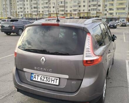 Серый Рено Гранд Сценик, объемом двигателя 1.5 л и пробегом 266 тыс. км за 9400 $, фото 1 на Automoto.ua