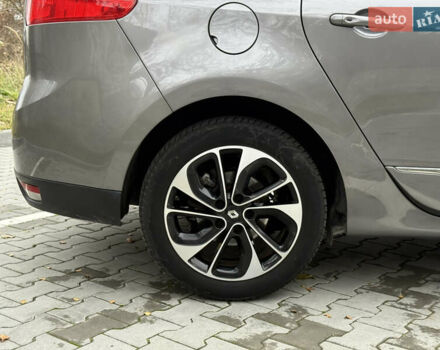 Сірий Рено Гранд Сценік, об'ємом двигуна 1.6 л та пробігом 234 тис. км за 10800 $, фото 19 на Automoto.ua