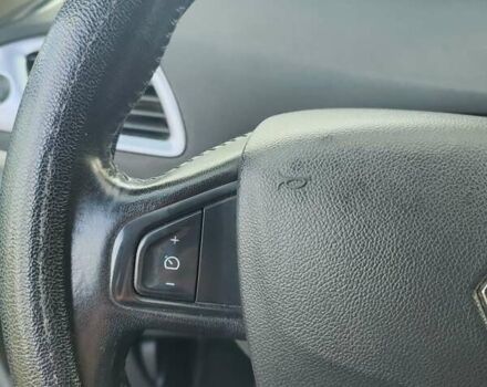 Серый Рено Гранд Сценик, объемом двигателя 1.5 л и пробегом 201 тыс. км за 11200 $, фото 24 на Automoto.ua