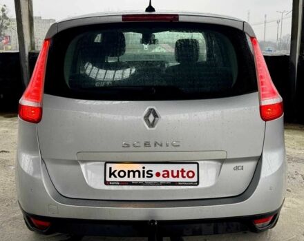 Серый Рено Гранд Сценик, объемом двигателя 1.5 л и пробегом 193 тыс. км за 11899 $, фото 5 на Automoto.ua