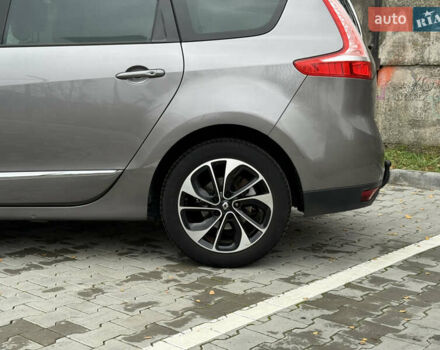 Сірий Рено Гранд Сценік, об'ємом двигуна 1.6 л та пробігом 234 тис. км за 10800 $, фото 10 на Automoto.ua