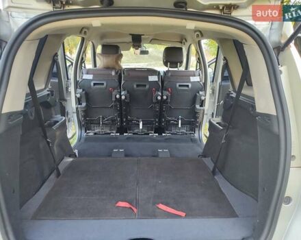 Серый Рено Гранд Сценик, объемом двигателя 1.5 л и пробегом 201 тыс. км за 11200 $, фото 16 на Automoto.ua