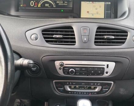 Серый Рено Гранд Сценик, объемом двигателя 1.5 л и пробегом 266 тыс. км за 9400 $, фото 10 на Automoto.ua