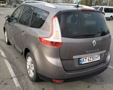 Серый Рено Гранд Сценик, объемом двигателя 1.5 л и пробегом 266 тыс. км за 9400 $, фото 5 на Automoto.ua