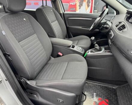 Серый Рено Гранд Сценик, объемом двигателя 1.5 л и пробегом 193 тыс. км за 11899 $, фото 19 на Automoto.ua