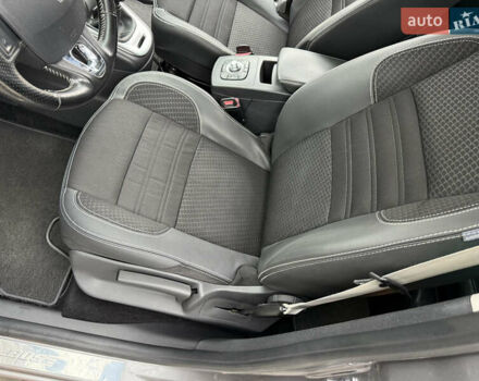 Сірий Рено Гранд Сценік, об'ємом двигуна 1.6 л та пробігом 234 тис. км за 10800 $, фото 40 на Automoto.ua