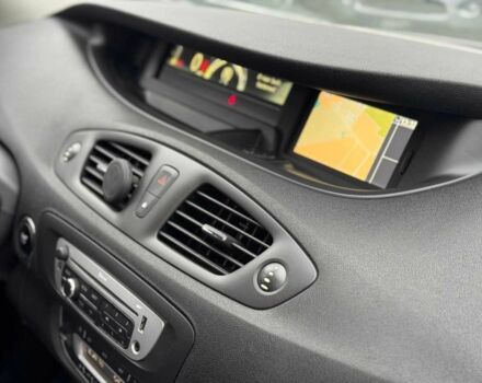 Серый Рено Гранд Сценик, объемом двигателя 1.5 л и пробегом 193 тыс. км за 11899 $, фото 17 на Automoto.ua