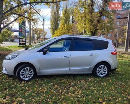 Серый Рено Гранд Сценик, объемом двигателя 1.5 л и пробегом 201 тыс. км за 11200 $, фото 8 на Automoto.ua