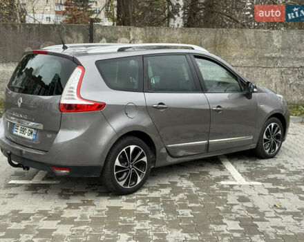 Сірий Рено Гранд Сценік, об'ємом двигуна 1.6 л та пробігом 234 тис. км за 10800 $, фото 30 на Automoto.ua