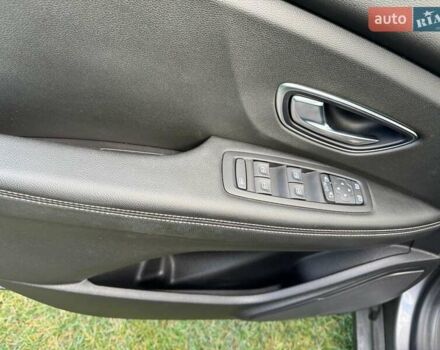 Сірий Рено Гранд Сценік, об'ємом двигуна 1.6 л та пробігом 150 тис. км за 16700 $, фото 4 на Automoto.ua