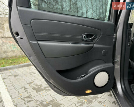 Сірий Рено Гранд Сценік, об'ємом двигуна 1.6 л та пробігом 234 тис. км за 10800 $, фото 66 на Automoto.ua