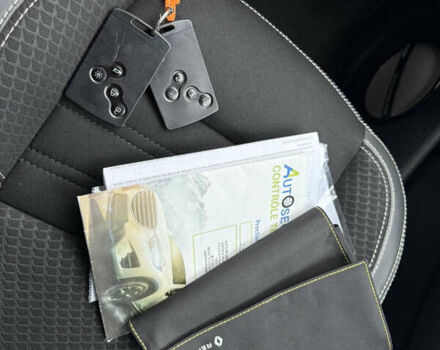 Сірий Рено Гранд Сценік, об'ємом двигуна 1.6 л та пробігом 234 тис. км за 10800 $, фото 86 на Automoto.ua