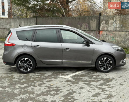 Сірий Рено Гранд Сценік, об'ємом двигуна 1.6 л та пробігом 234 тис. км за 10800 $, фото 32 на Automoto.ua