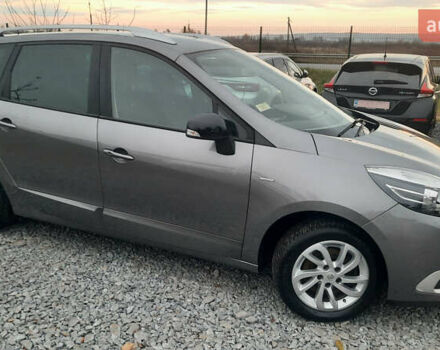 Серый Рено Гранд Сценик, объемом двигателя 1.5 л и пробегом 247 тыс. км за 10000 $, фото 2 на Automoto.ua