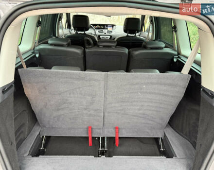 Сірий Рено Гранд Сценік, об'ємом двигуна 1.6 л та пробігом 234 тис. км за 10800 $, фото 72 на Automoto.ua